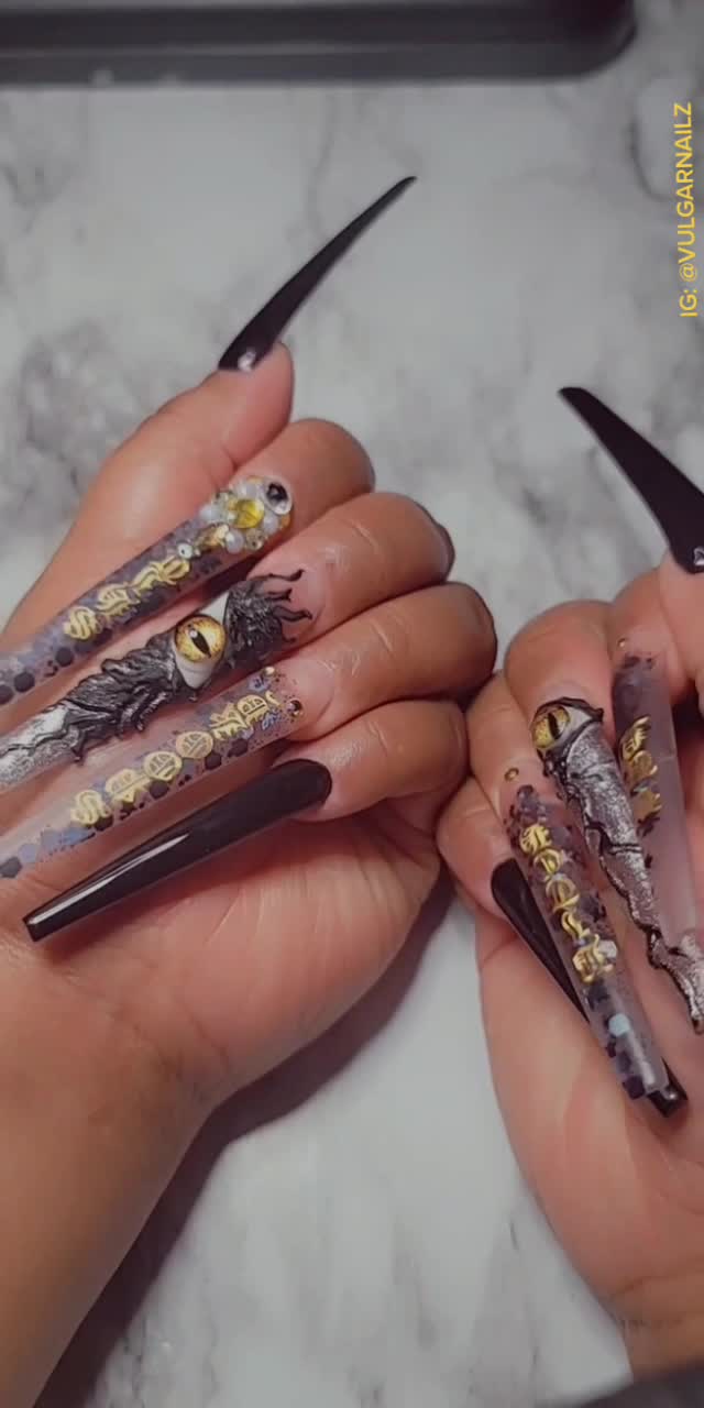 @VULGARNAILZ