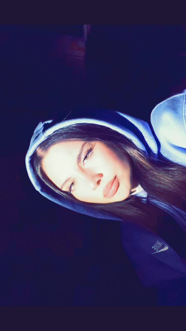 @iilaria