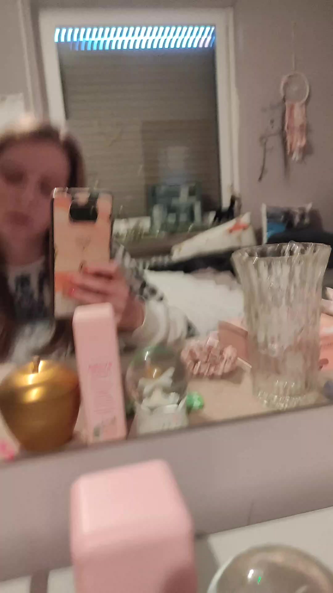 @Laura 1986zig