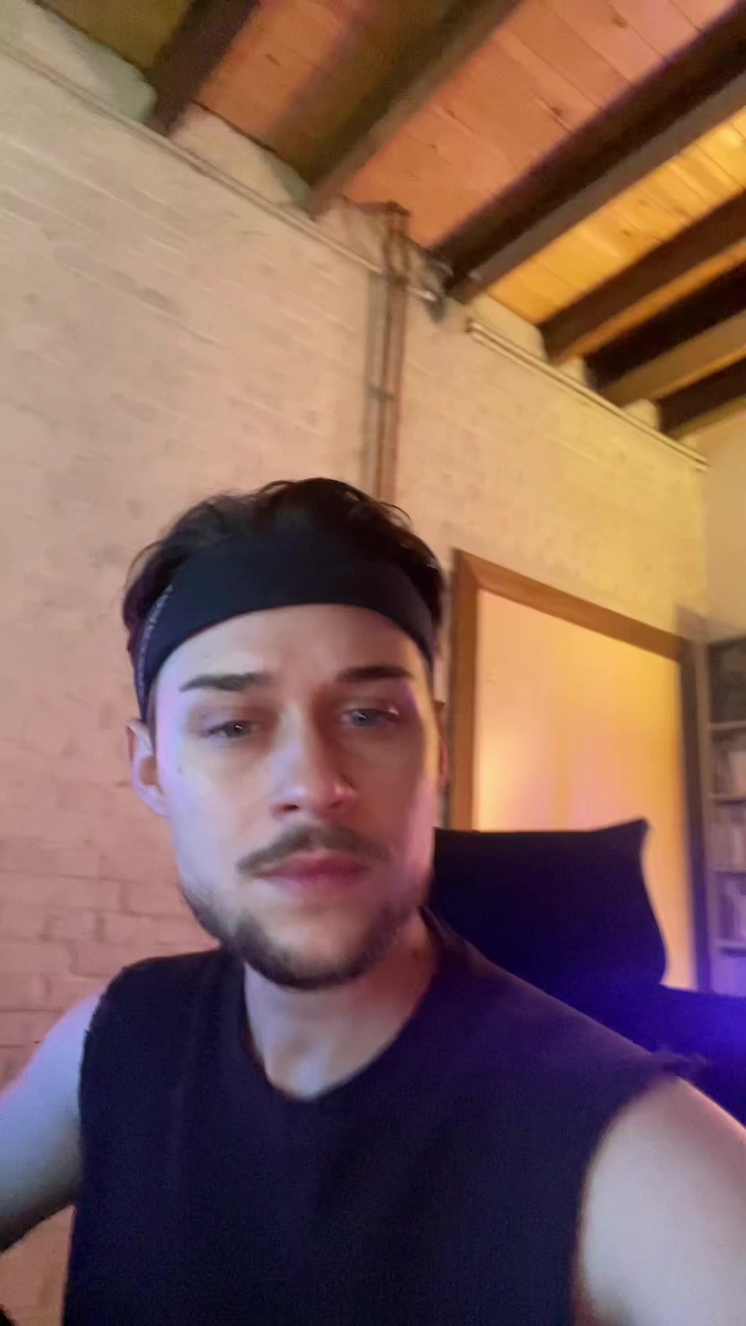 @FRENCHGUYSAGAIN