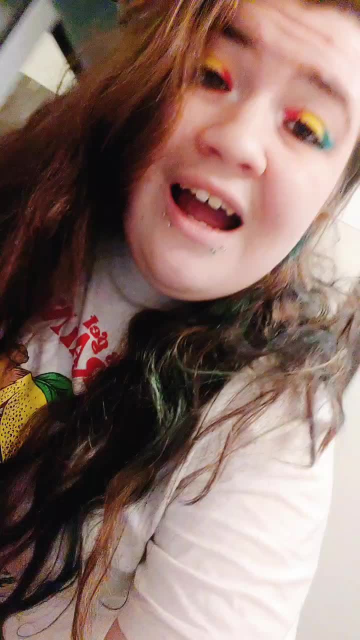 @alilwiggle