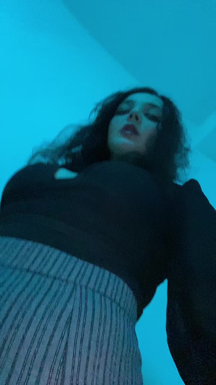 @_Gretaa_