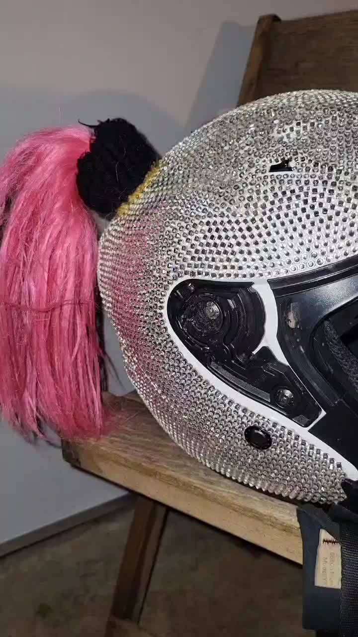 @Rhinestonedivas