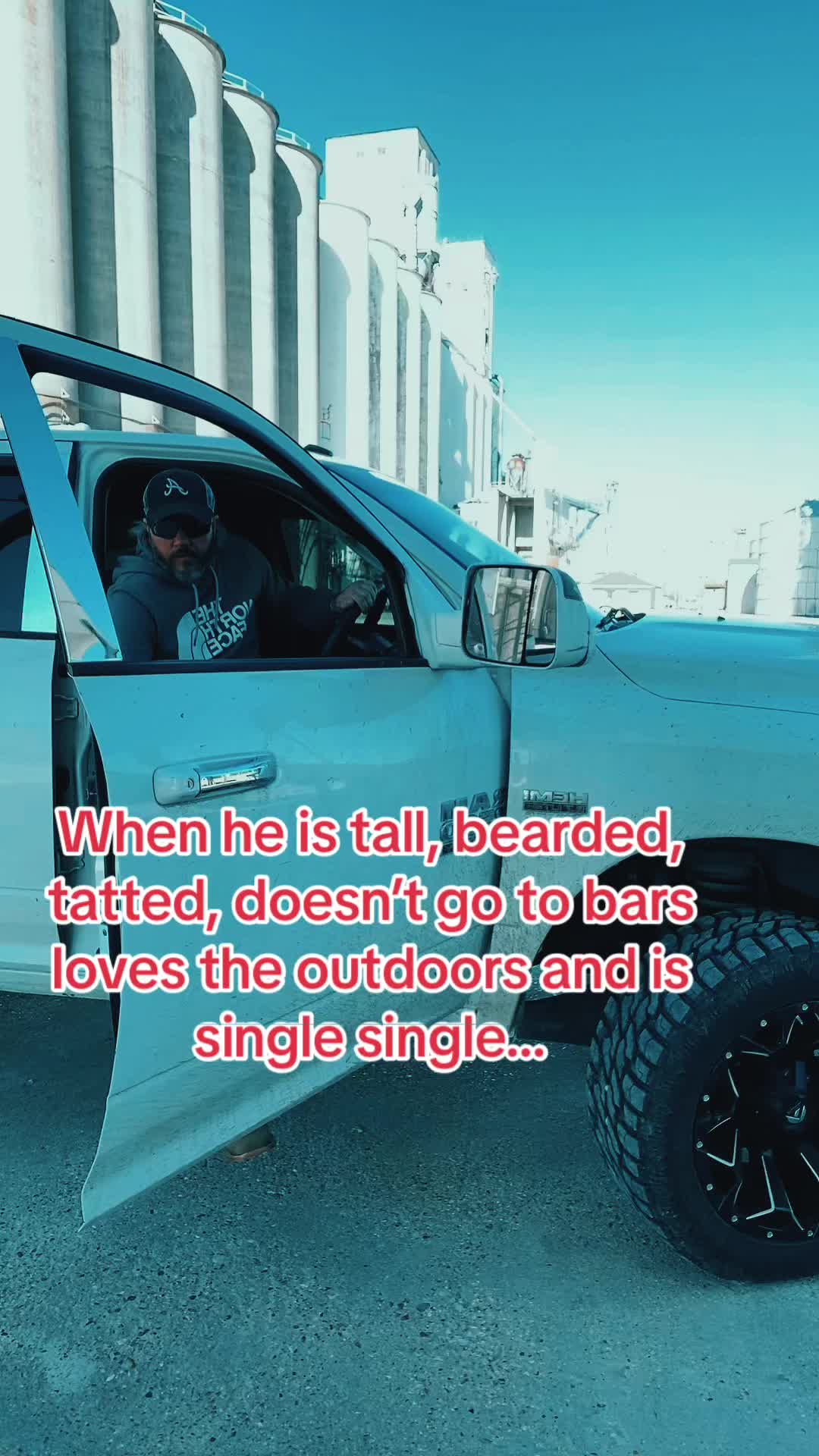 @🦊THE_SILVERFOX_OF_TIKtok🦊