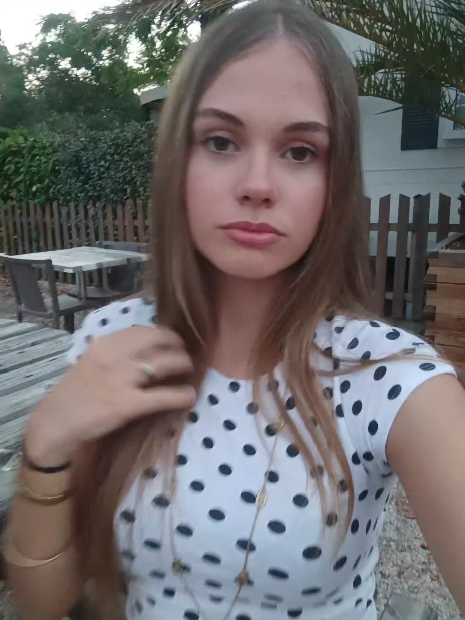 @charlotte_tmn18
