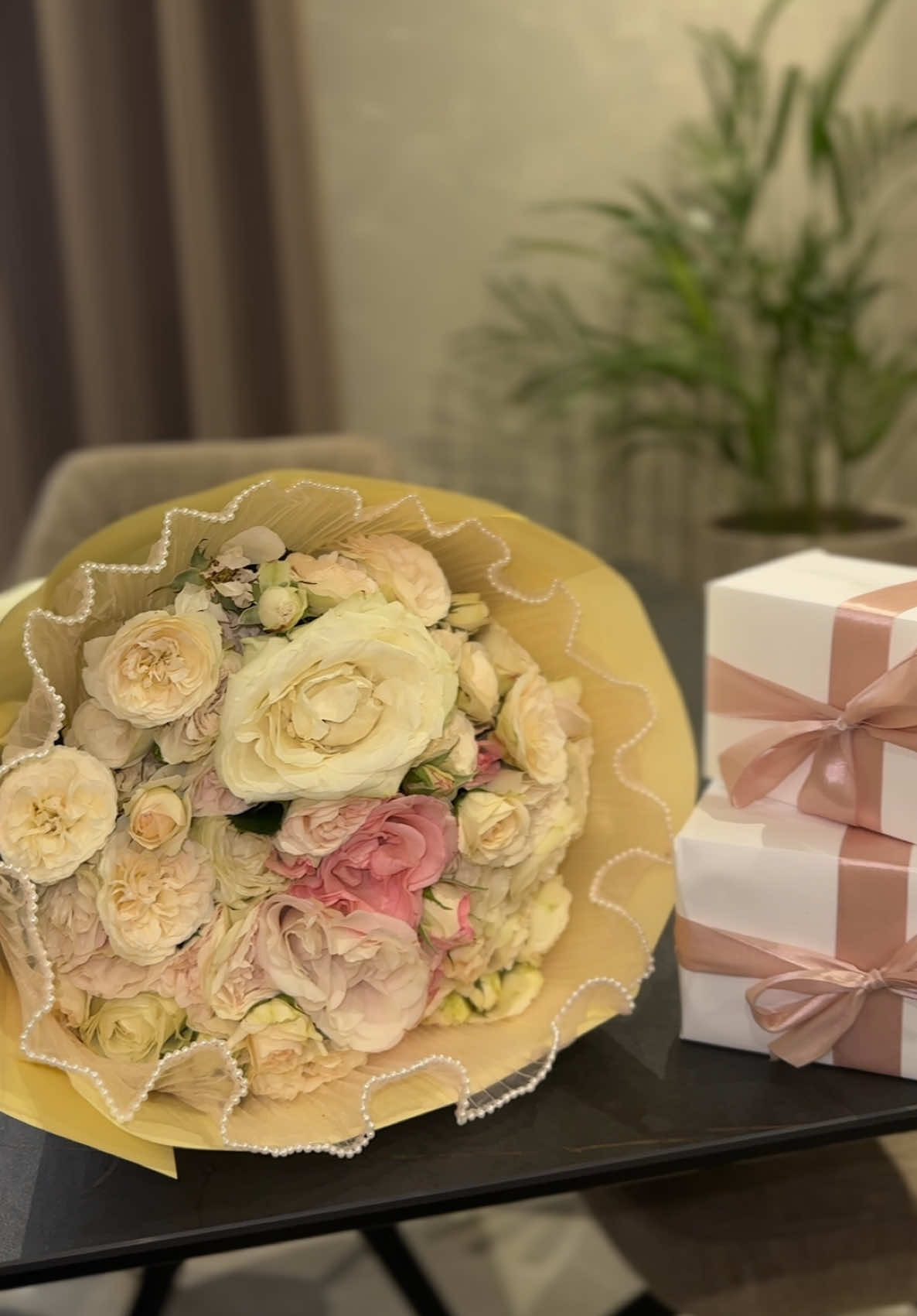 @Flowers by H