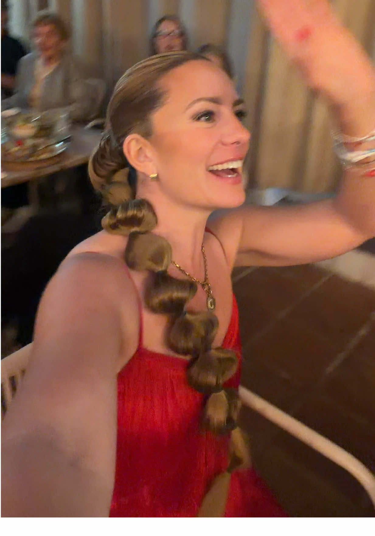 @ElizabethHopkins.com
