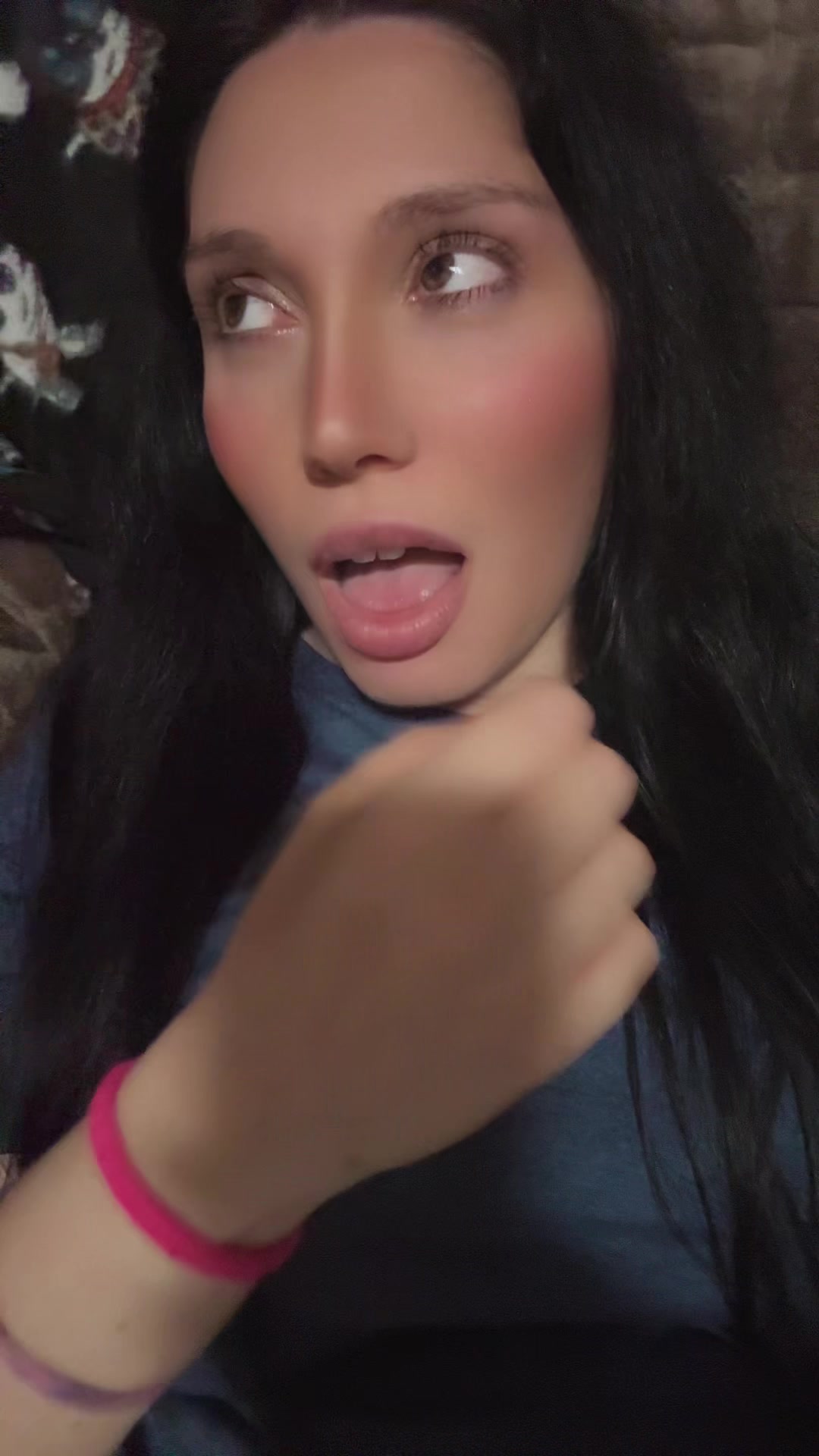 @Valeria94