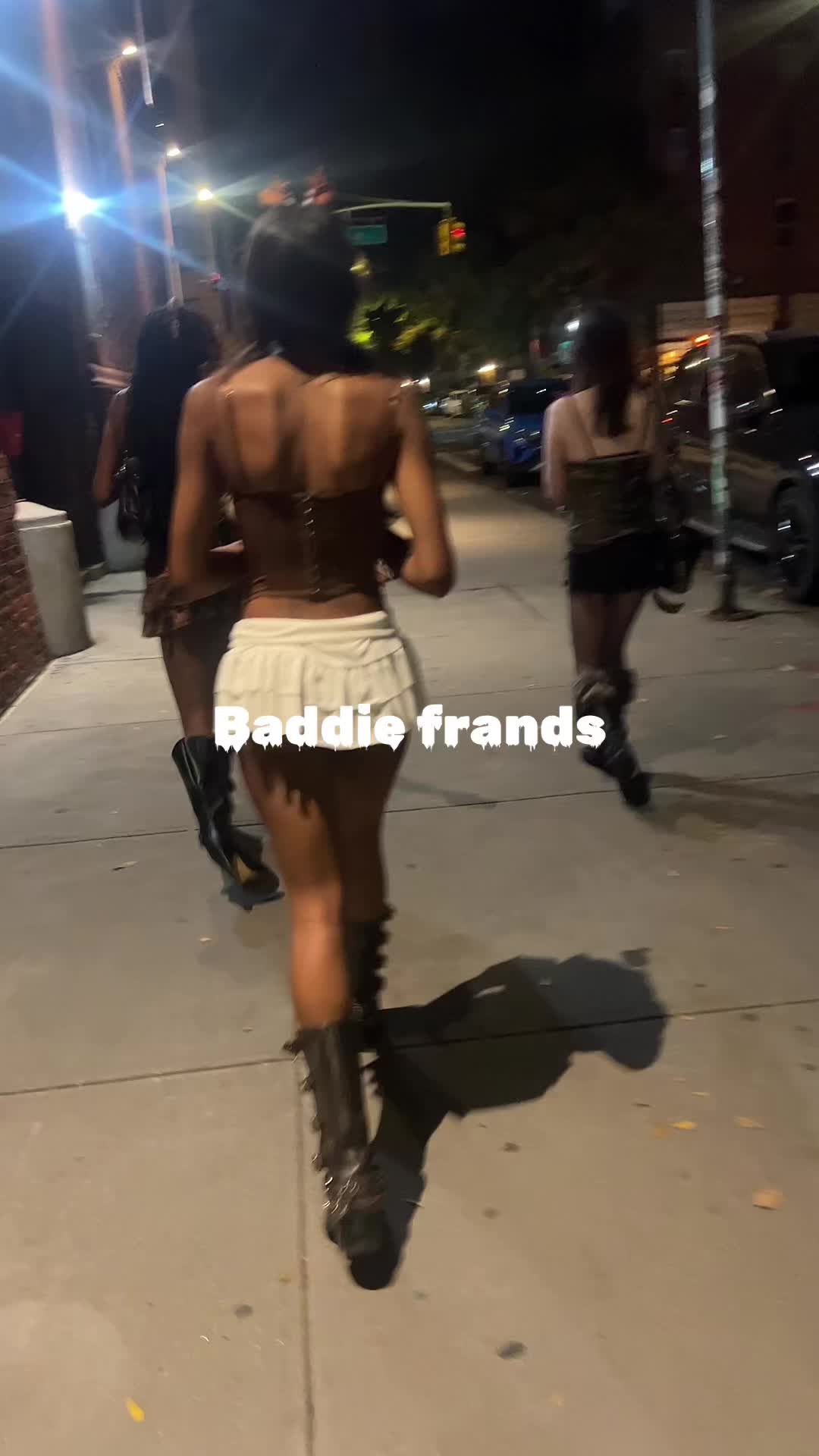 @christi&ntilde;a