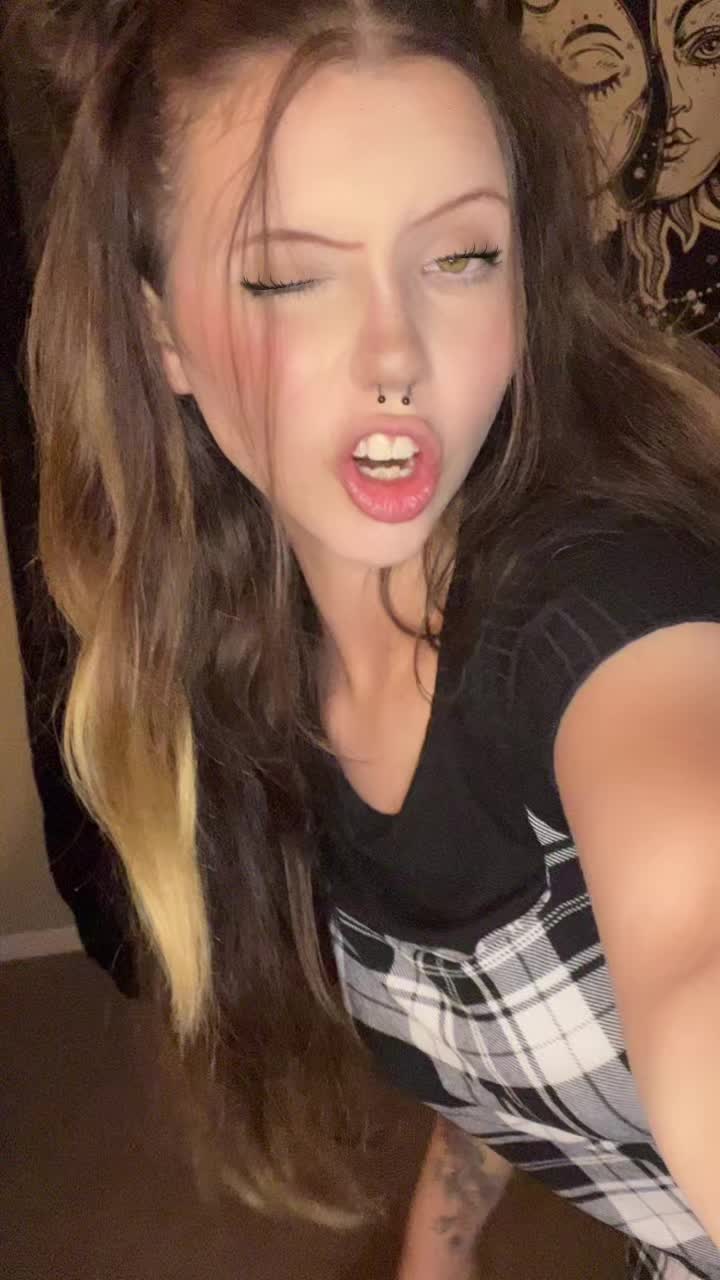 @autumnmenard