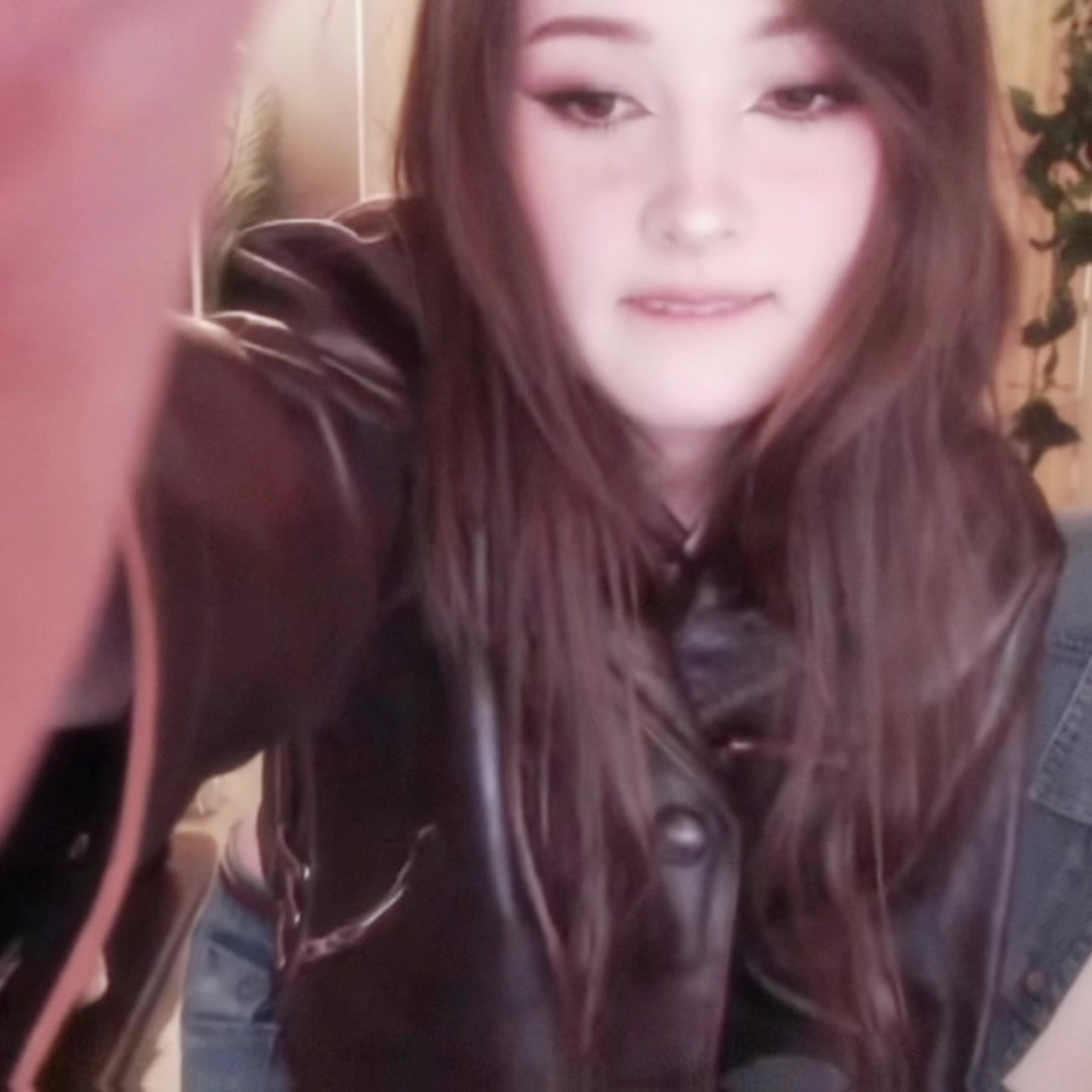 @୨୧ zzztinakitten