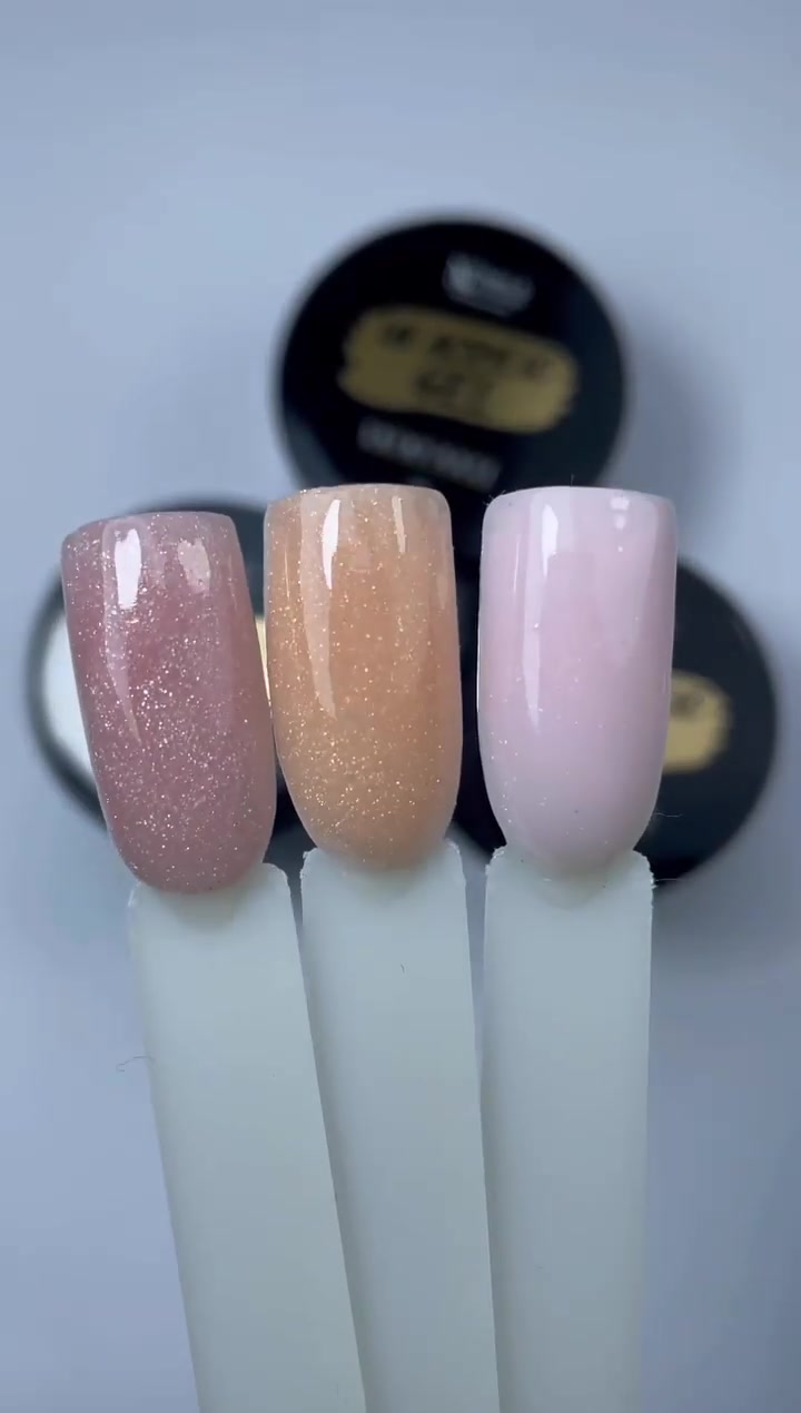 @Nails Company