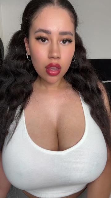 @Miss Caramel Peach