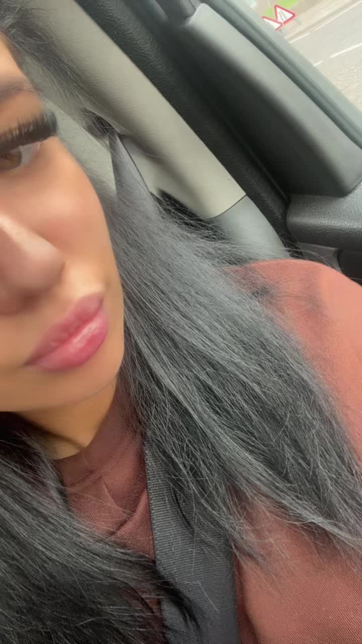@caitlinmariex
