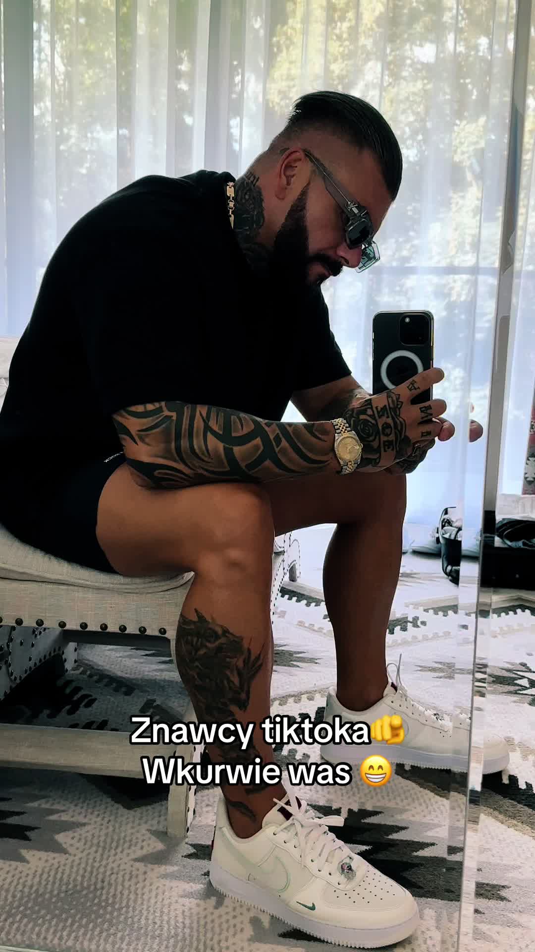 @Szakalinio
