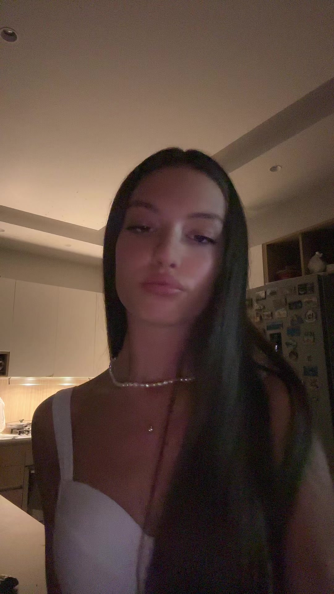 @V🌟