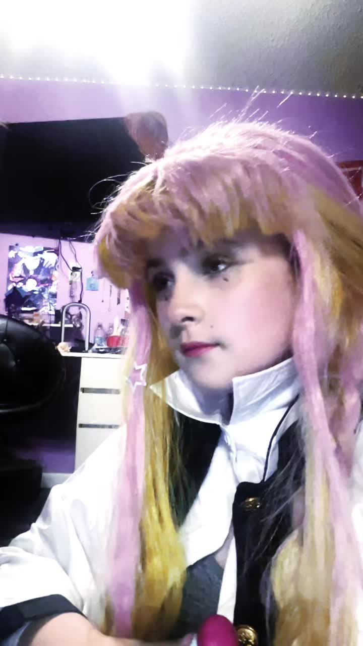 @cosplayer