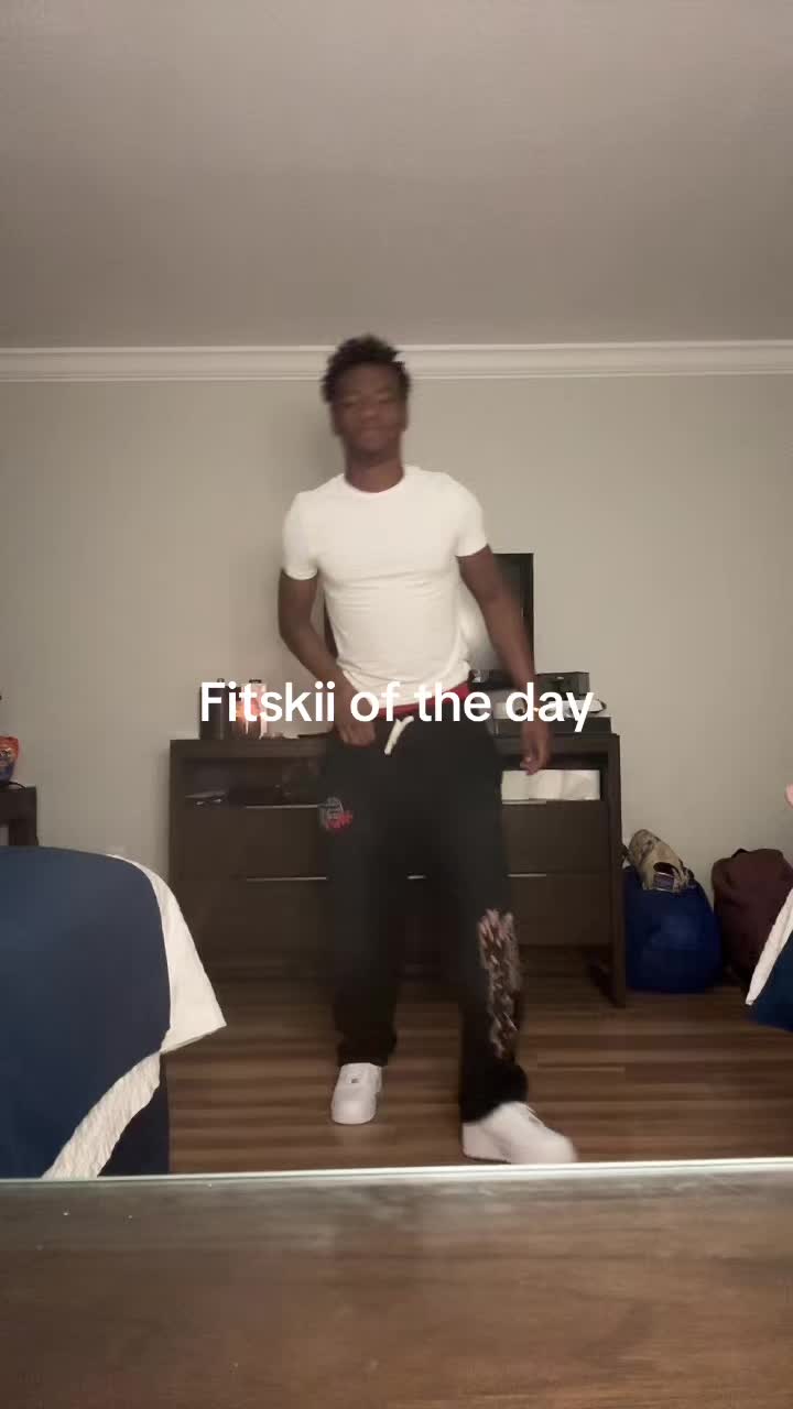 @Saucyy_🛸