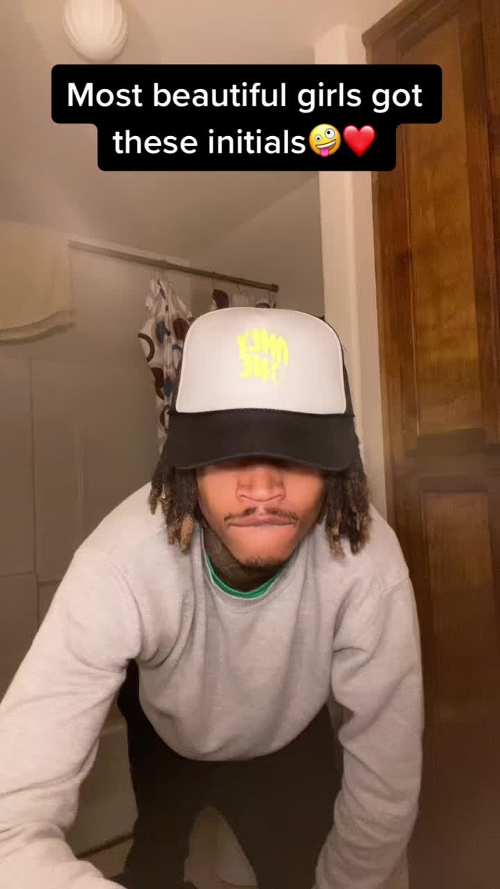 @Famous_quan