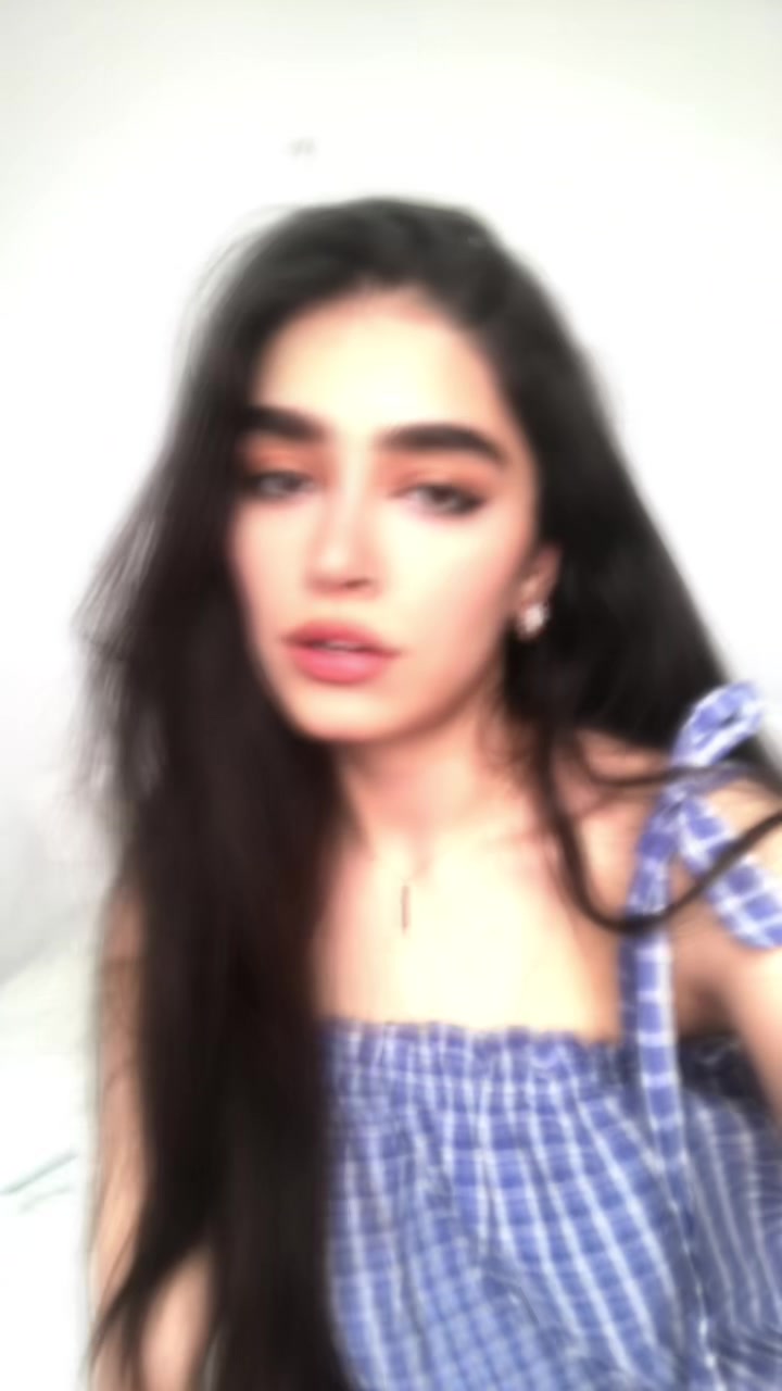 @Heliashayann