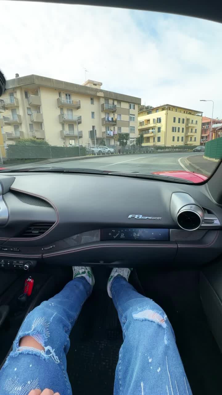 @MomiKings