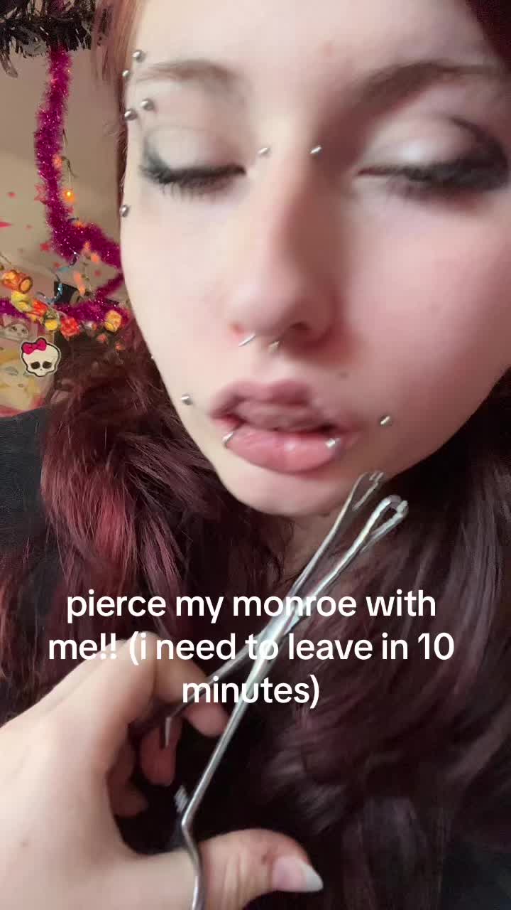 @💋
