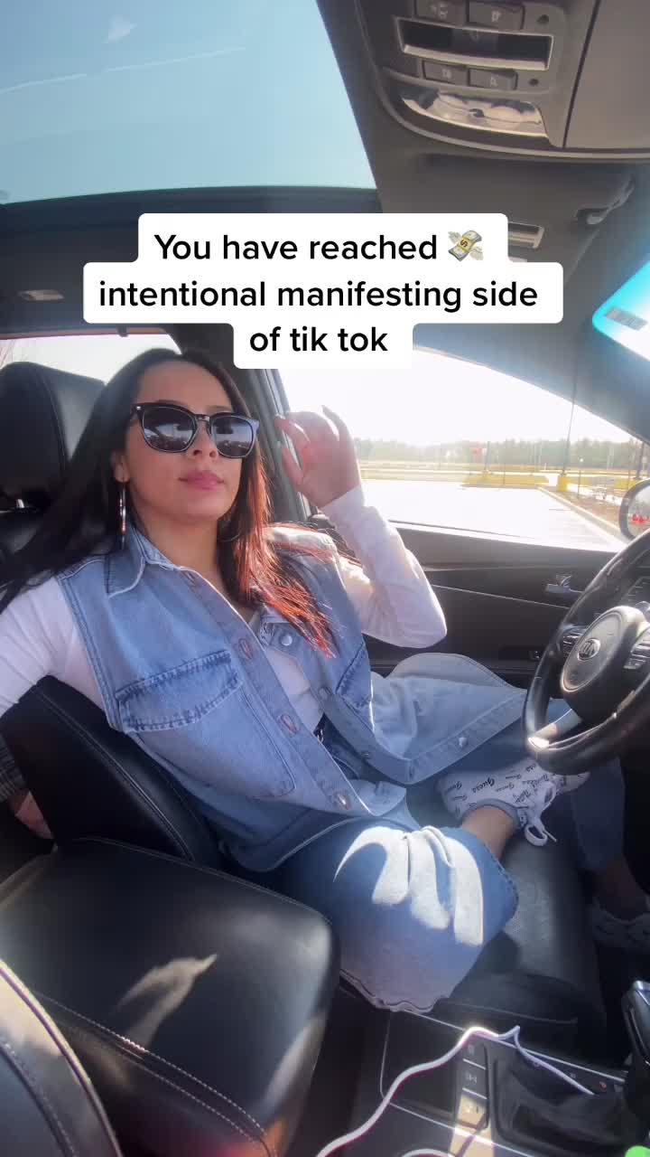 @EmillyTikToks