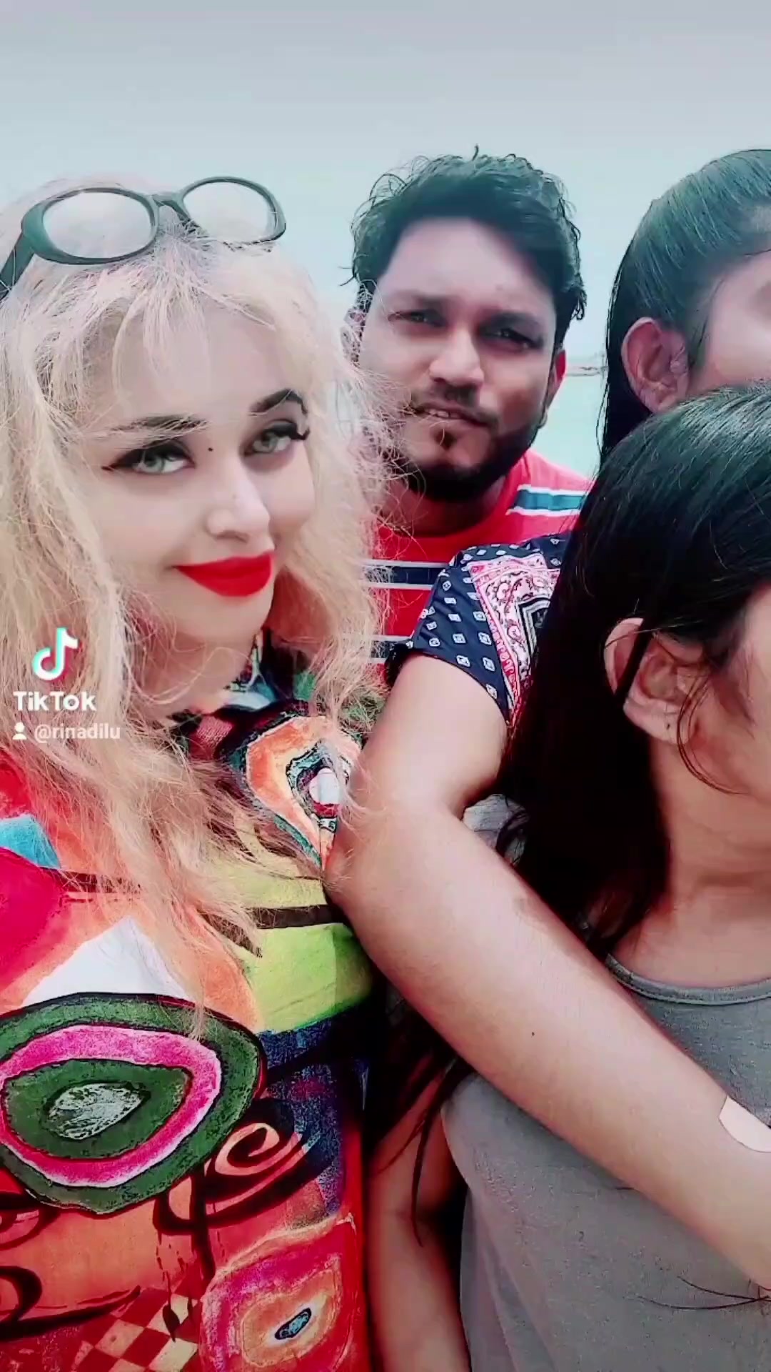 @╰★★☆𝙍𝙞𝙣𝙖☆★★╮