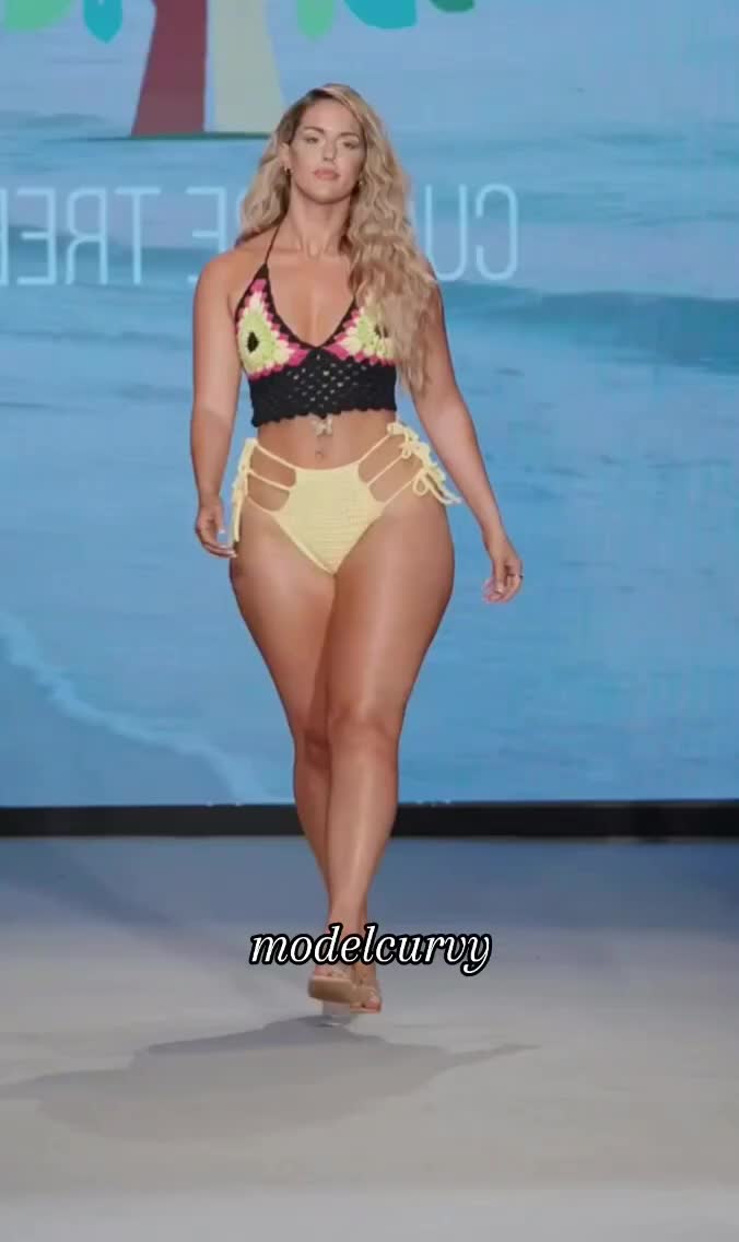 @modelcurvy