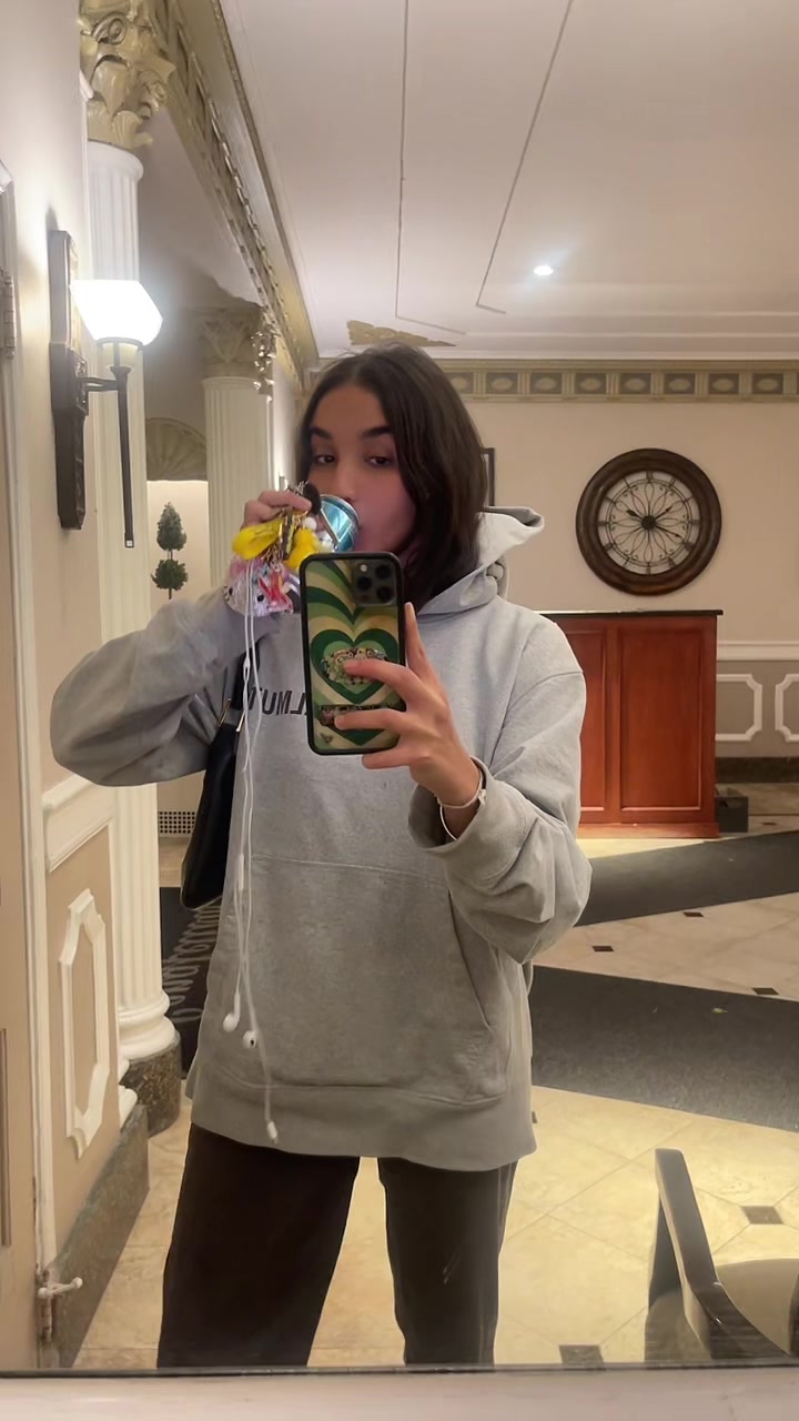 @ayascrib