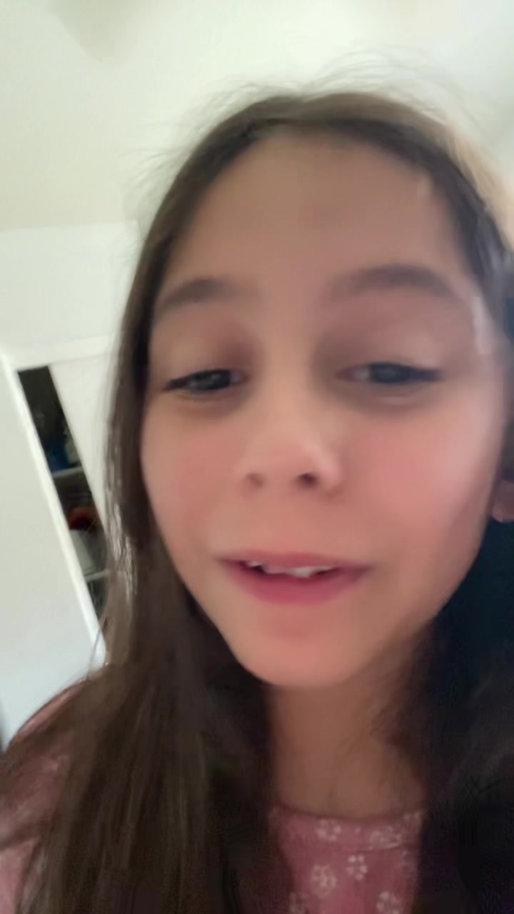 @UPSIDEDOWN_kids