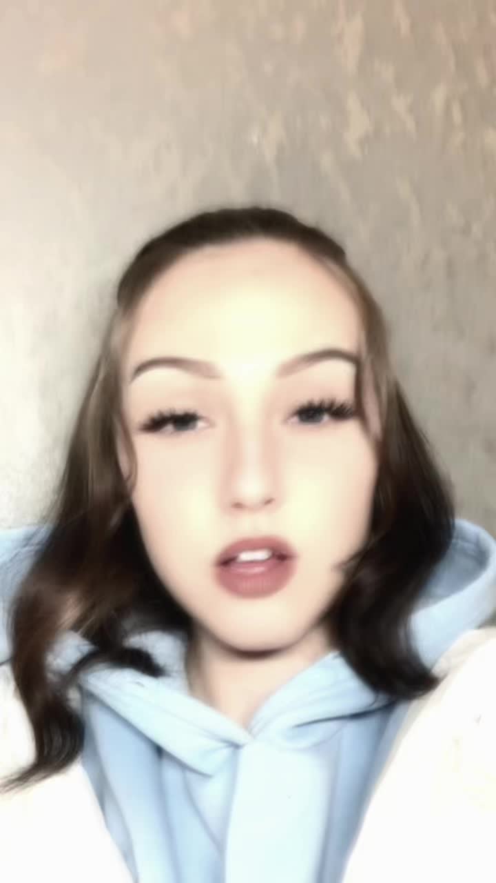 @𝒟𝑒𝓈𝒾𝒾👸🏻