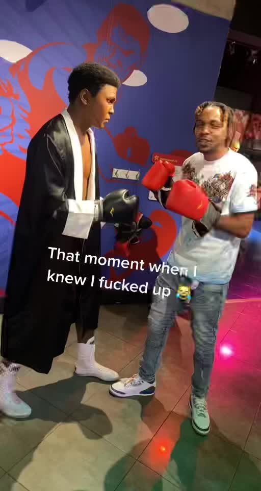 @SneakyDude2G