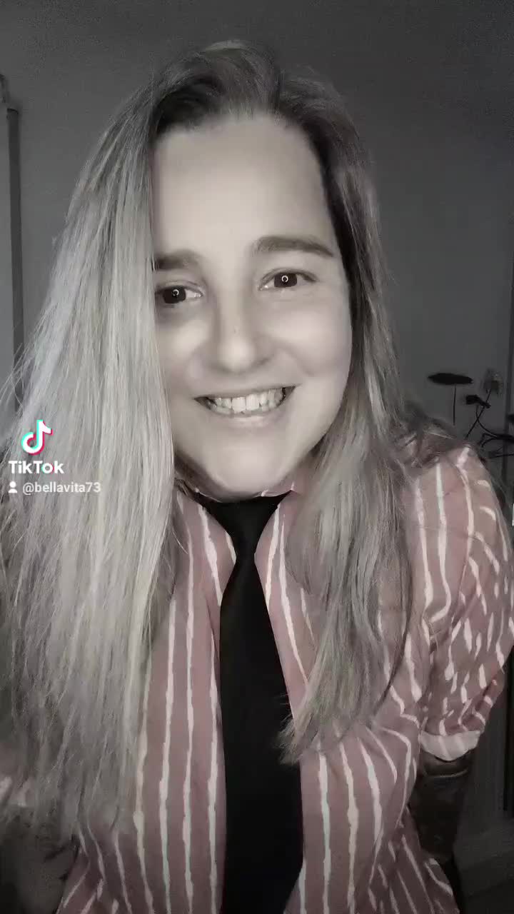 @Bella