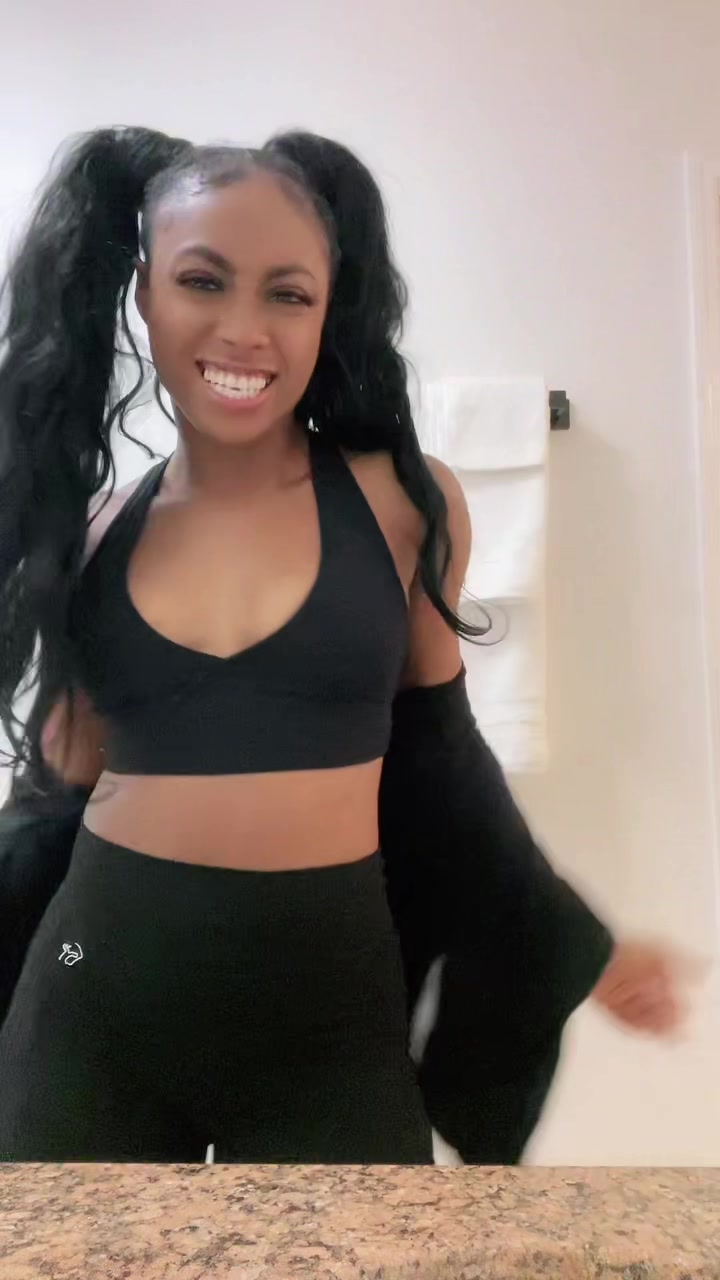 @thatsorae