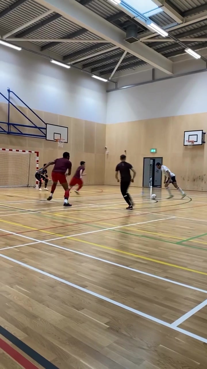 @⚽️ London Futsal League ⚽️