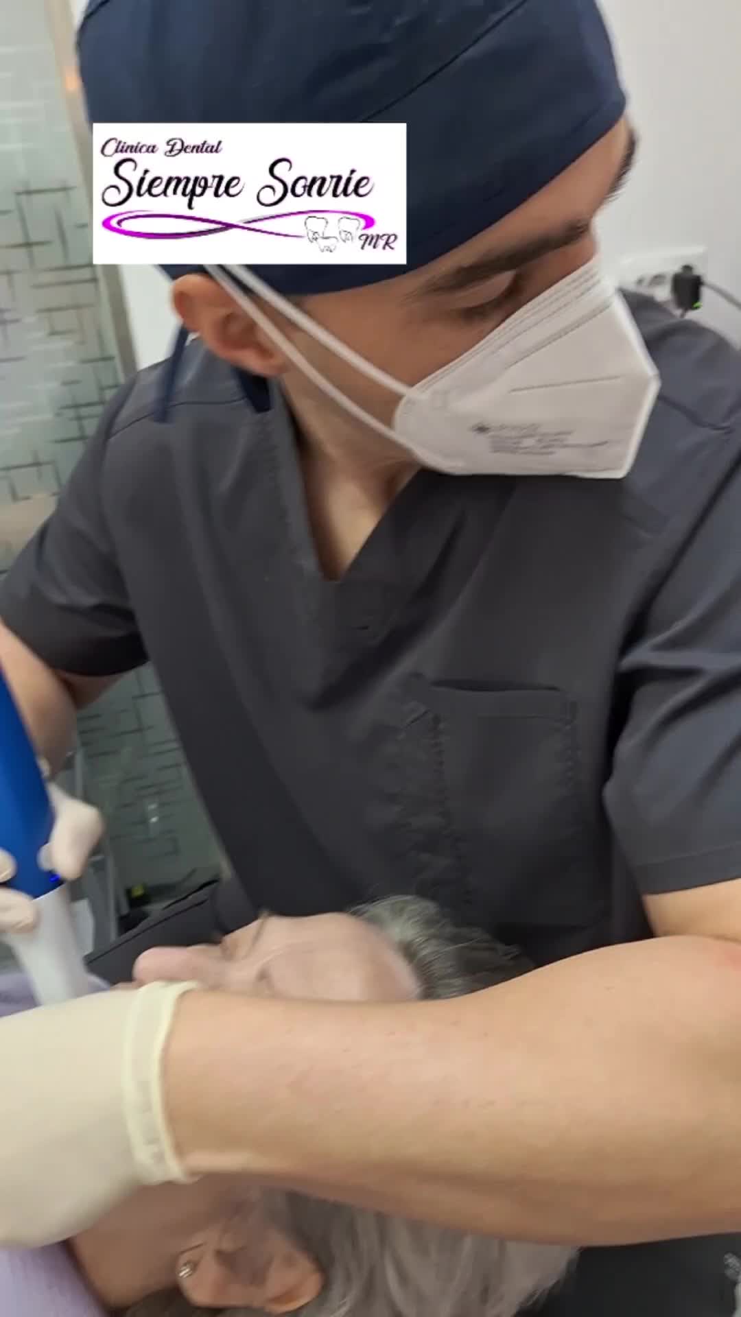 @Siempre Sonr&iacute;e Cl&iacute;nica Dental