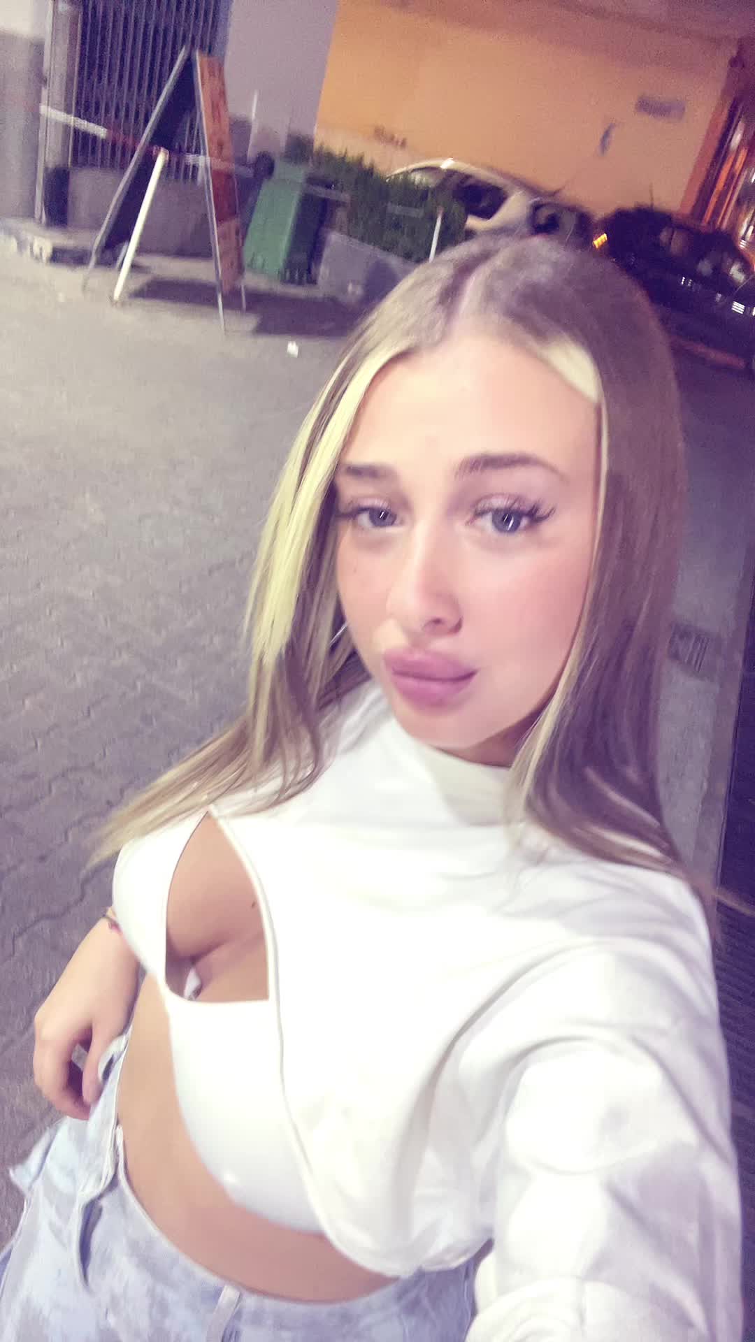 @Mery_Emanuele