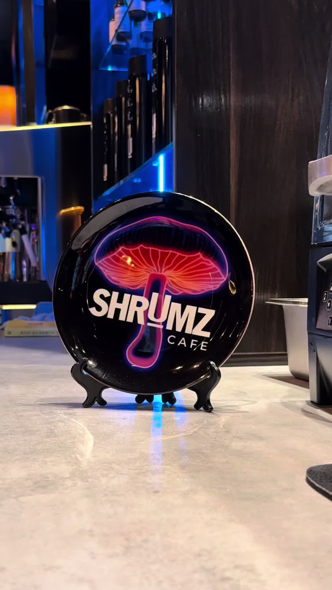 @amiriamiti