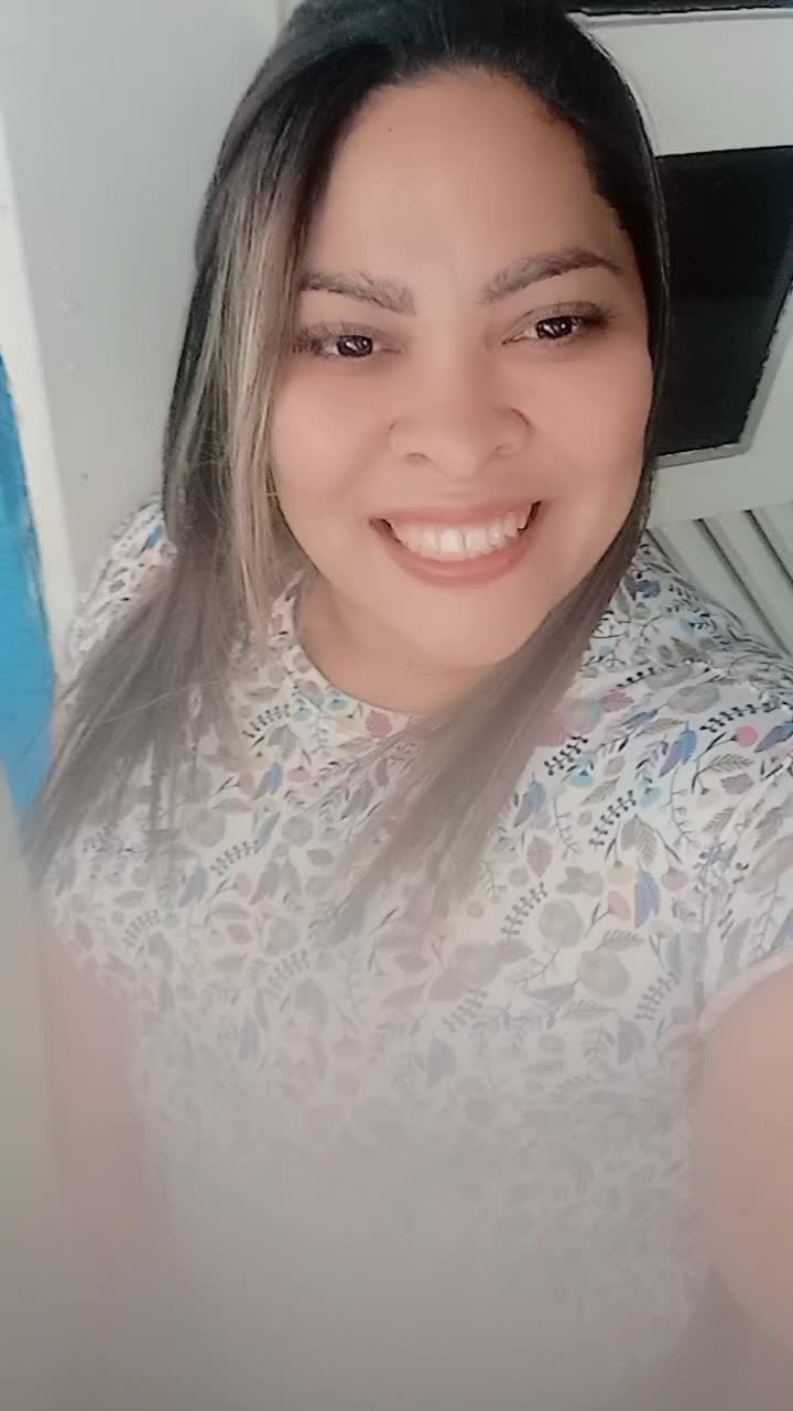 @🍒LIZZ🍒