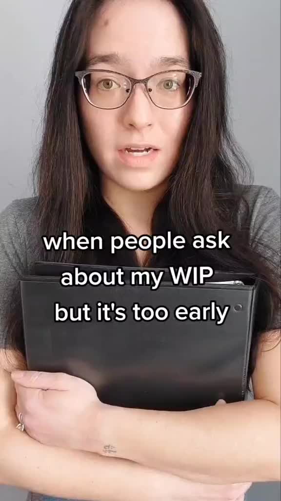 @Lara Lladoc