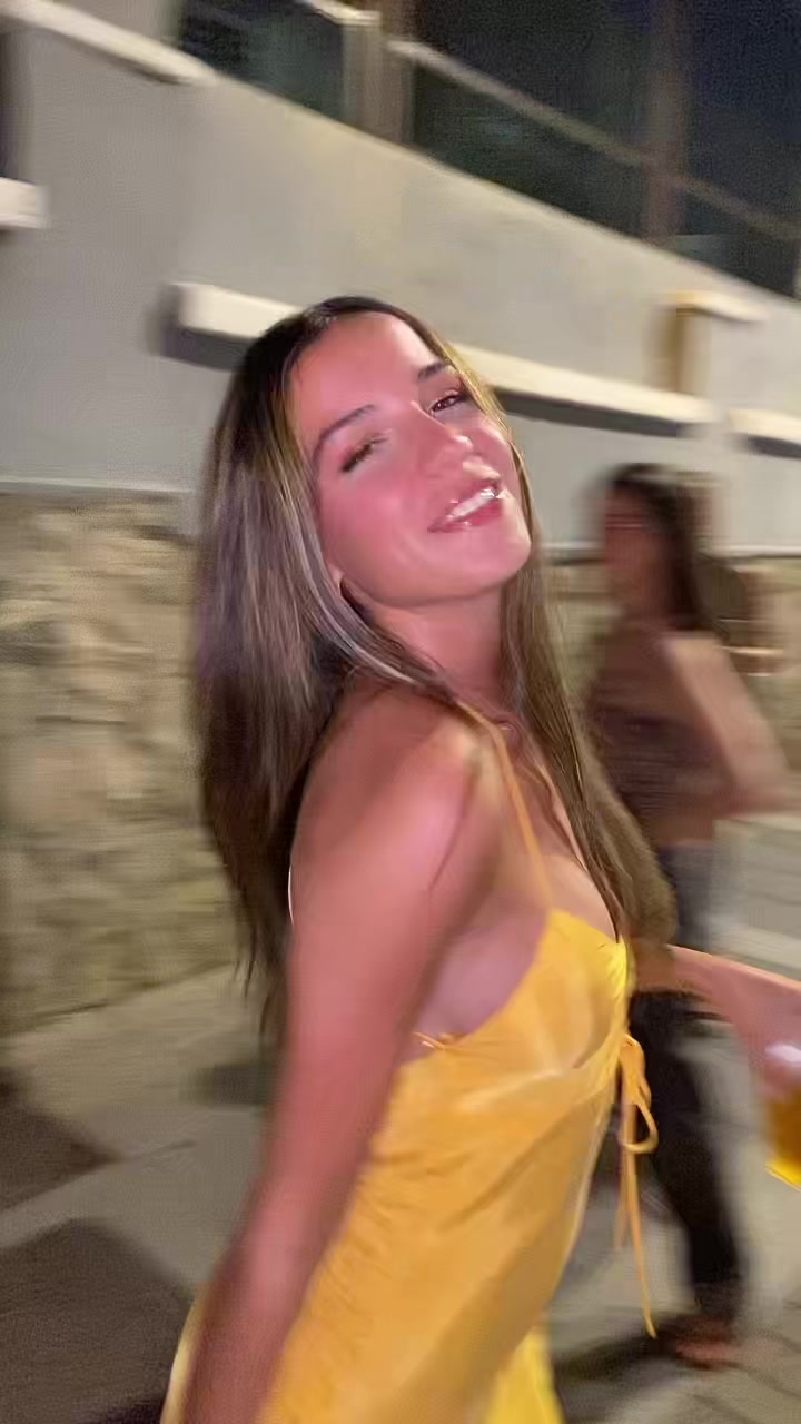 @Sofia