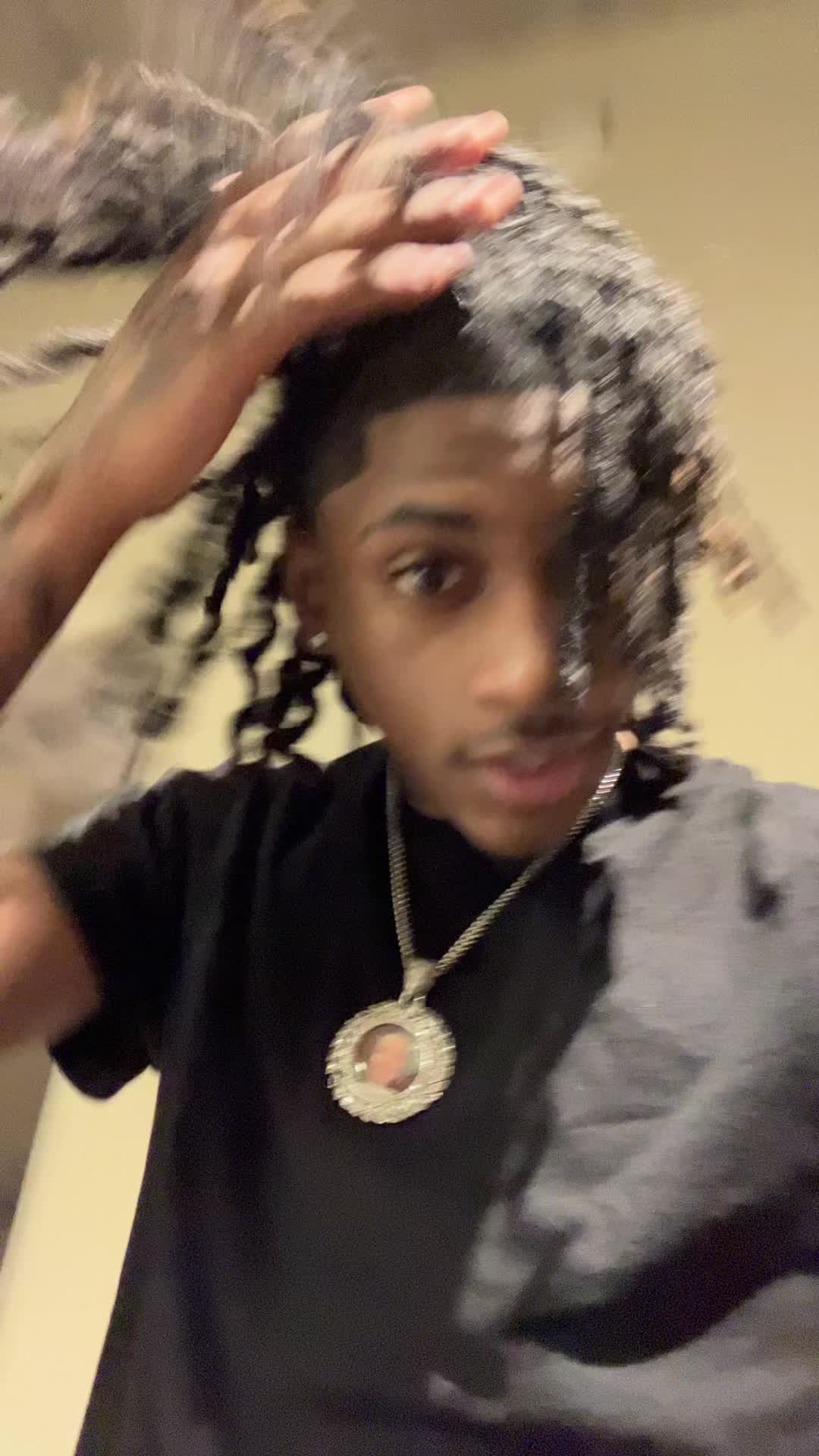 @Tboyyfrmmn