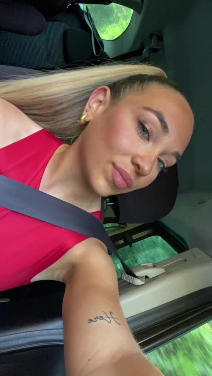 @maarinafernaandezz
