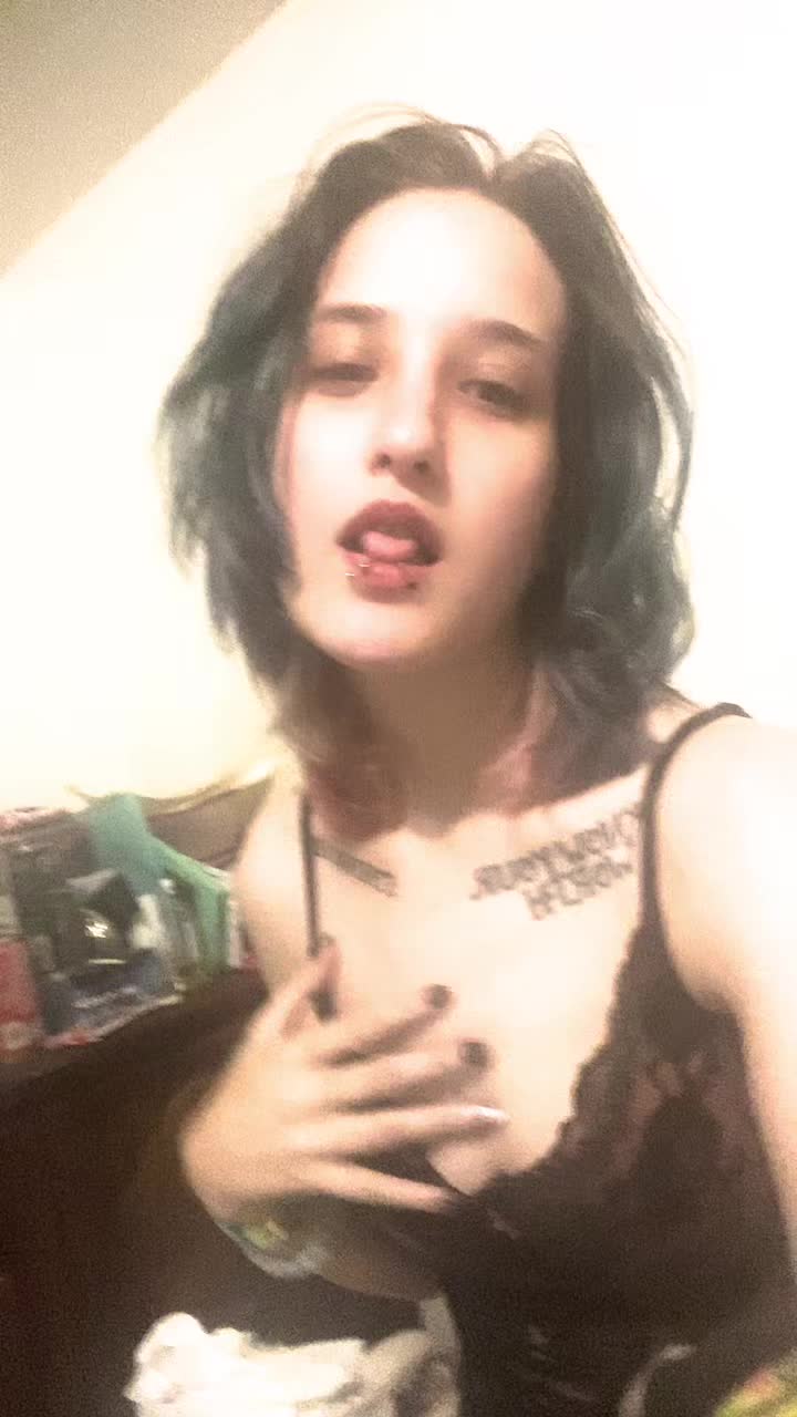 @rizenphoenyx