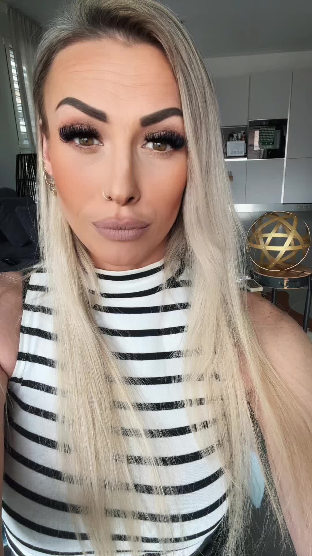 @eleelee11