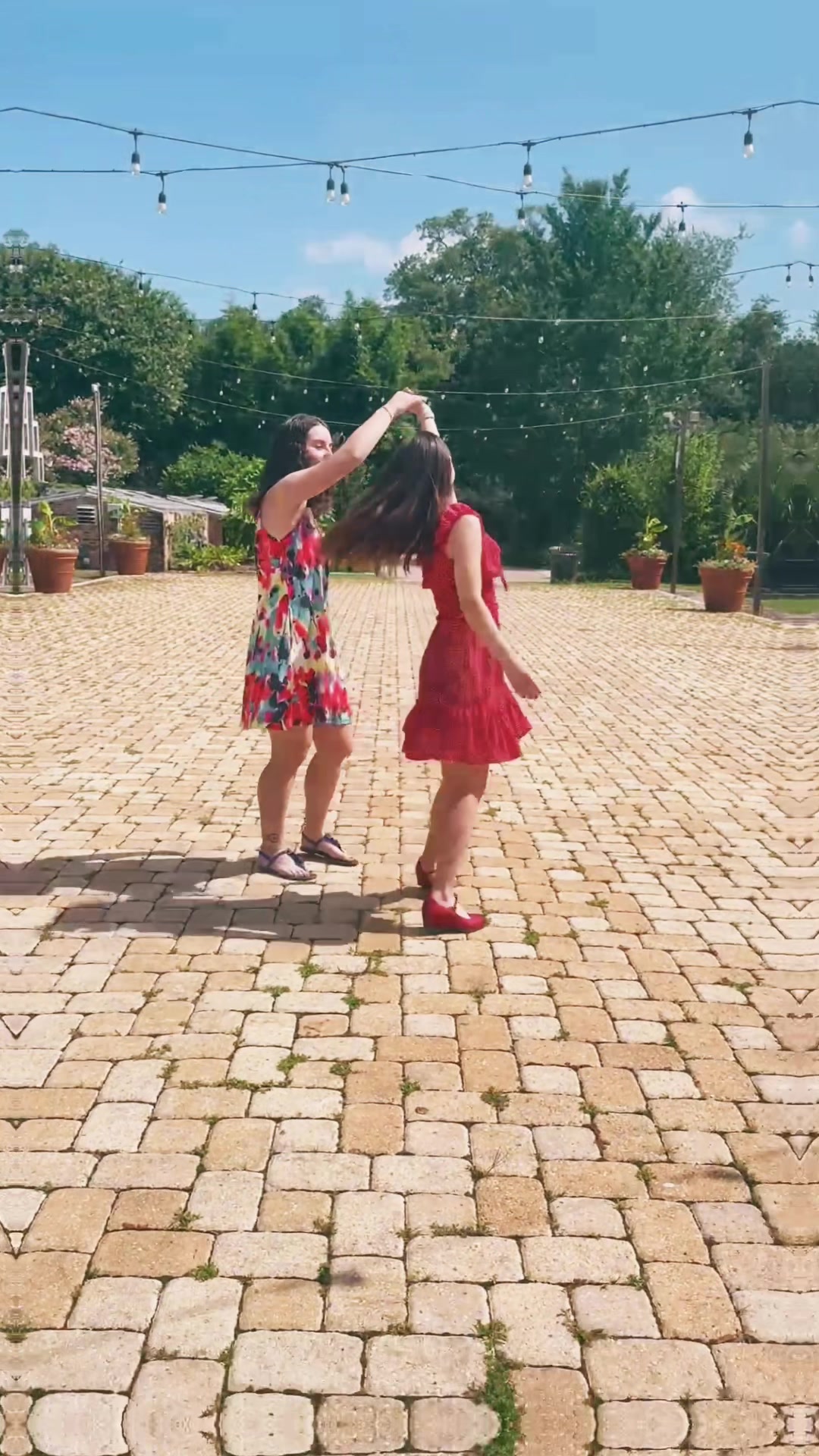 @MagnoliaLensCollective