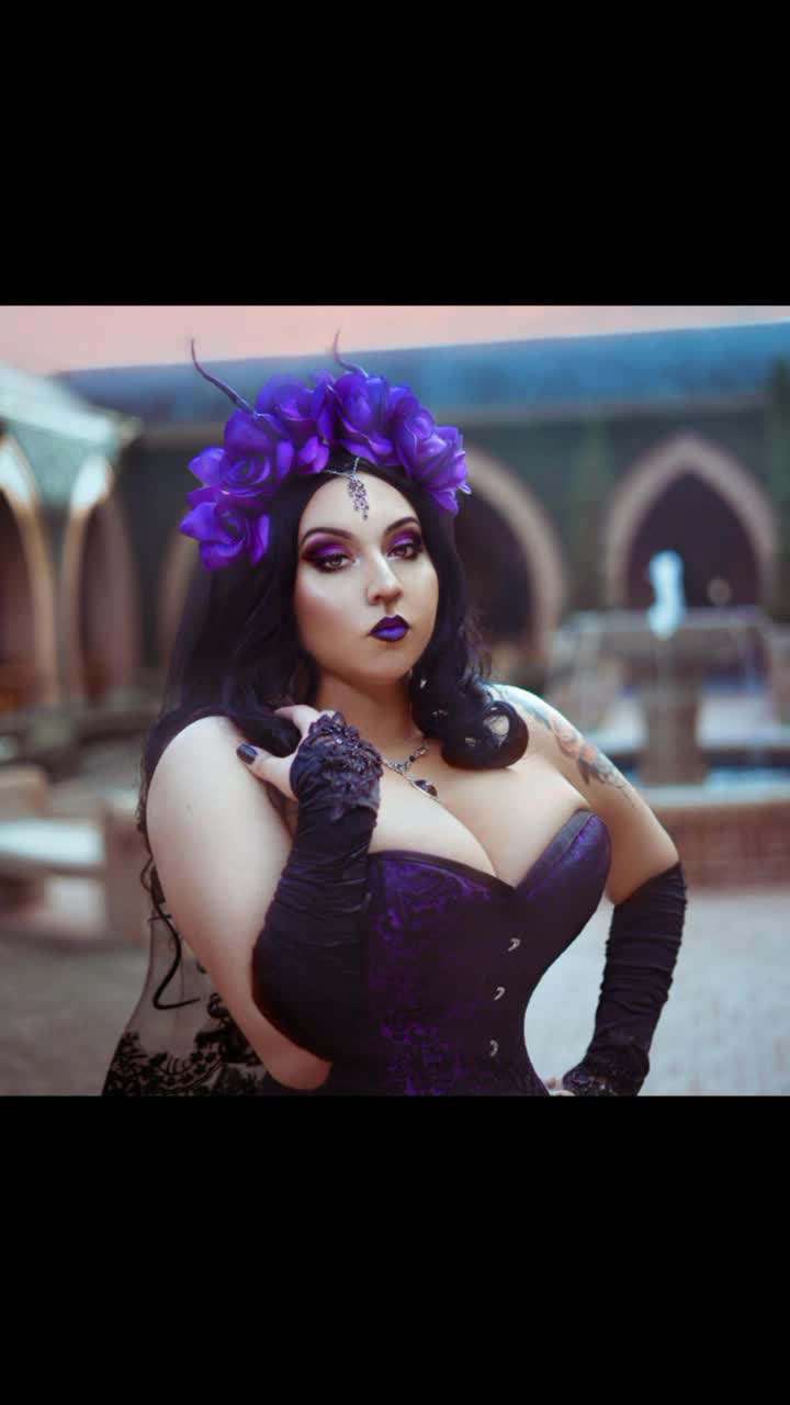 @Lady Batserina