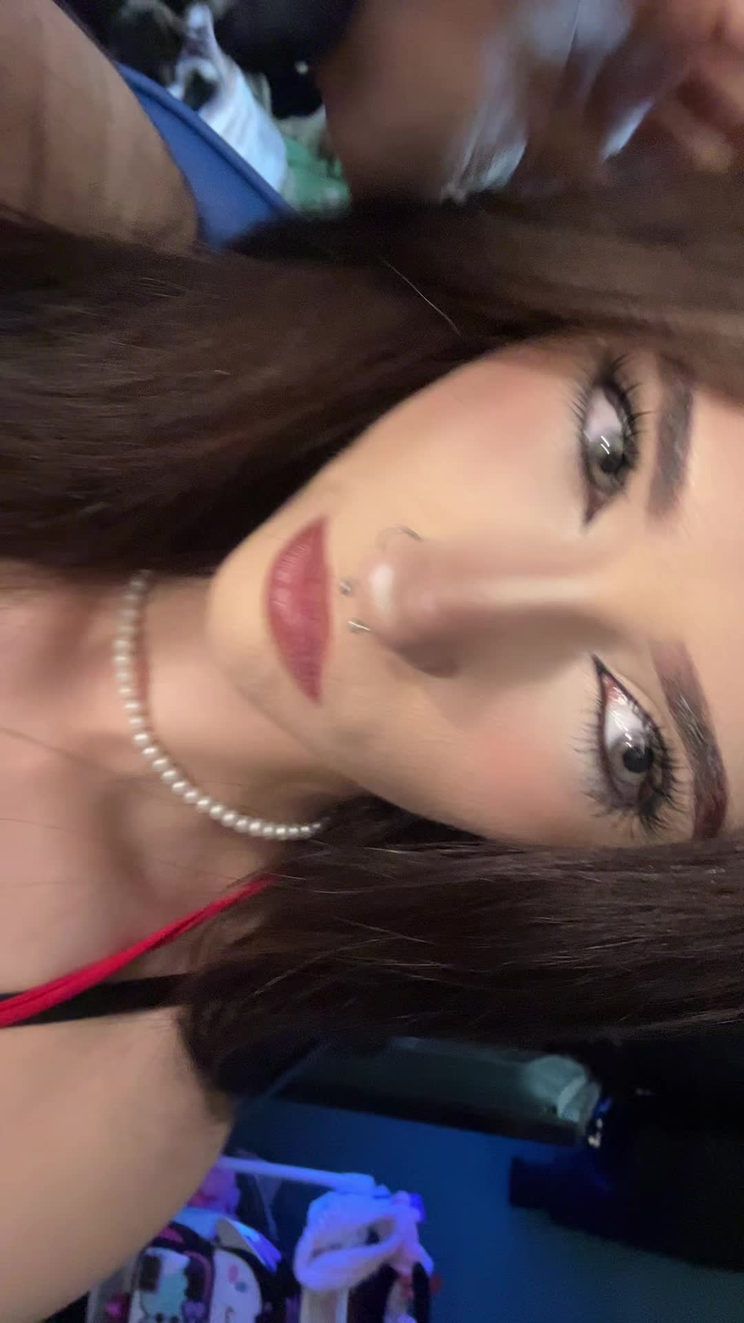 @&egrave;Wrld🧛🏻&zwj;♀️🖤