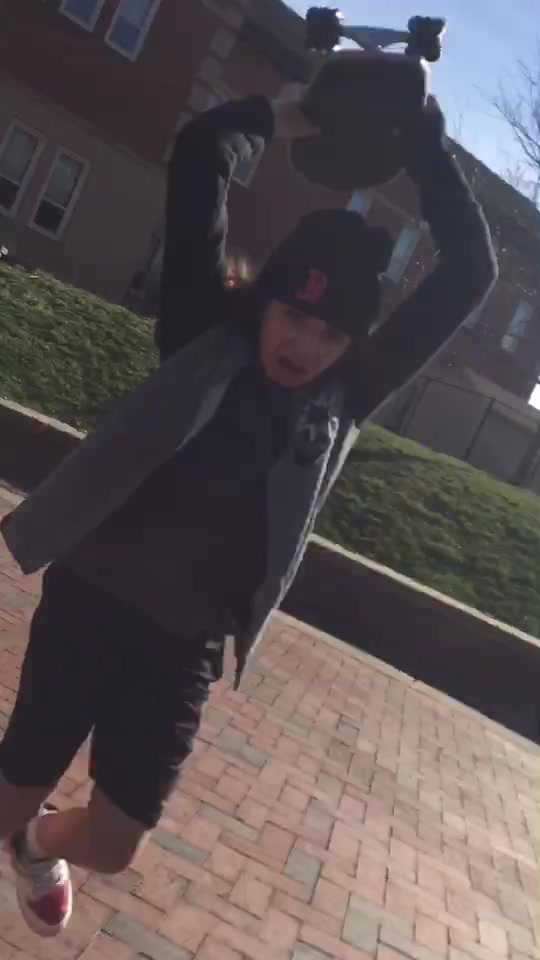 @I&rsquo;m autistic 🦈
